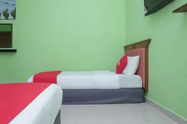 OYO 90018 River Village Hotel - Oda