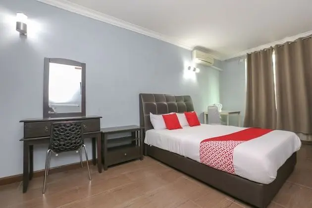 OYO 90145 D'sofwa Inn