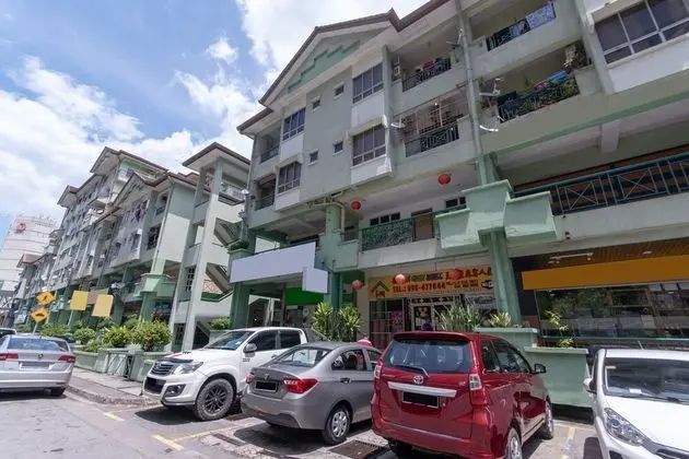 OYO 90184 Api Api Guesthouse 533