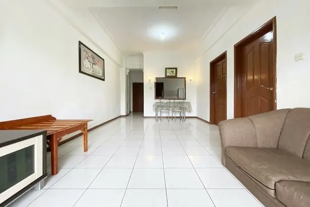 OYO 90184 Api Api Guesthouse 533 - Lobi