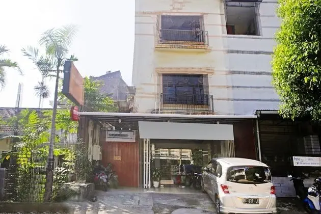 OYO 90260 Bumi Merpati Residence - Dış Mekan