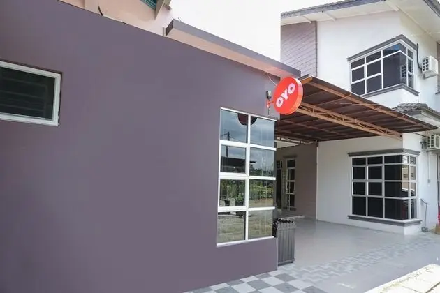 OYO 90274 Wadi Isfa Inn
