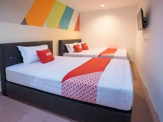 OYO 90281 Hotel Taj Seksyen 13 - Öne Çıkan Resim