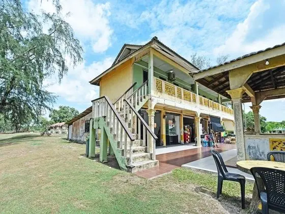 OYO 90315 Chalet Pantai Rantau Panjang