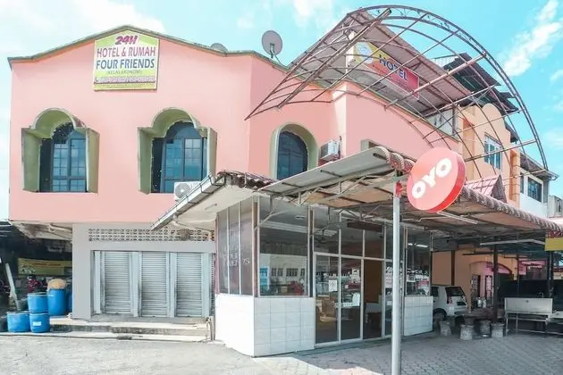 OYO 90321 Hotel Bajet Sri Manal