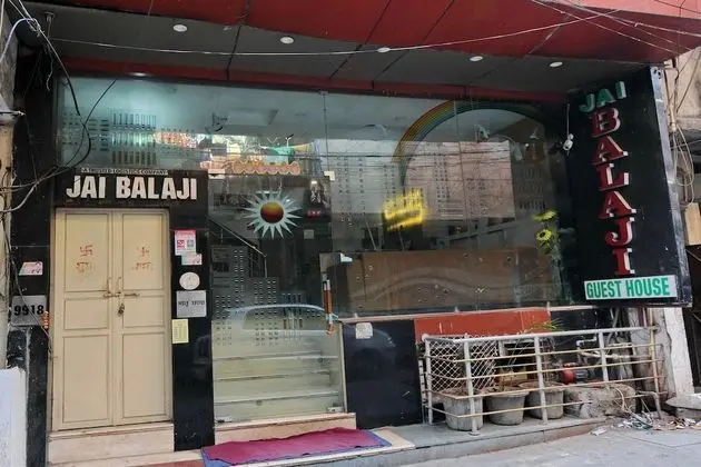 OYO 9042 Hotel BalaG