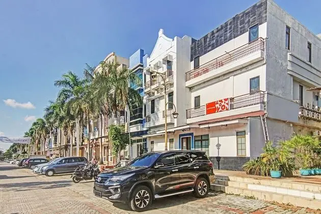 OYO 90422 Mall Of Indonesia