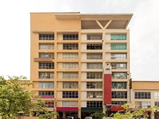 OYO 90429 Hotel Narasindo