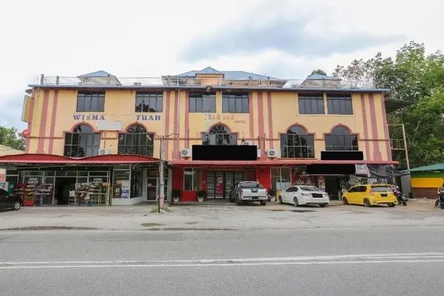 OYO 90441 Cz Traveler's Hotel