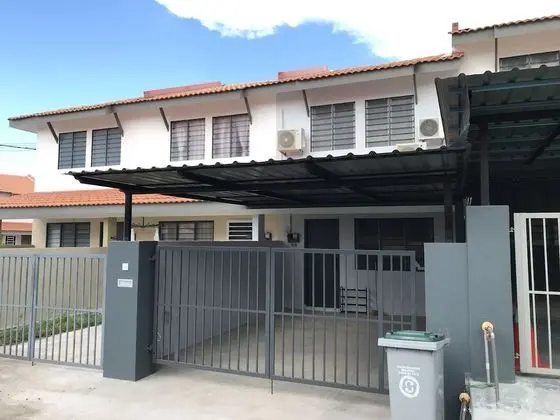 OYO 90493 JL Homestay