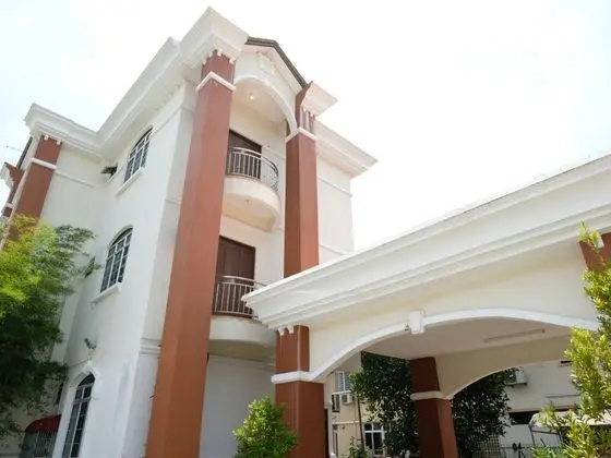 OYO 905 Hotel De'light Villa