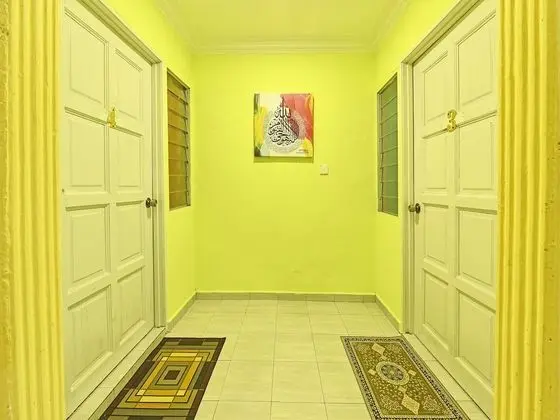 OYO 90551 Zn Mix Homestay & Roomstay - Lobi