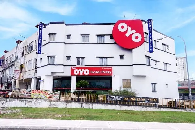 OYO 90623 Thank Q Inn 3
