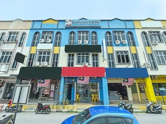 OYO 90631 Syahirah Hotel