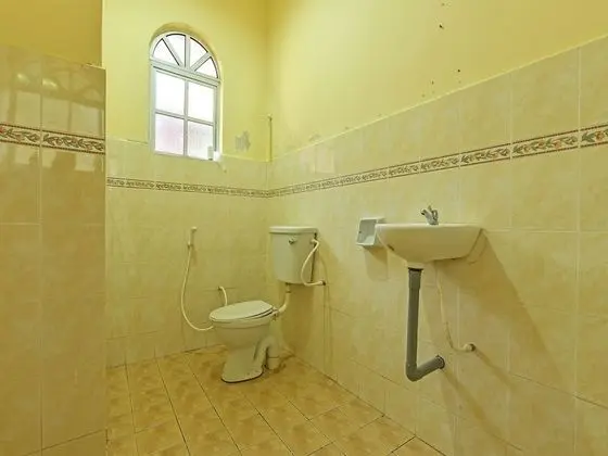 OYO 90640 D'village River & Cafe Chalet - Banyo Tipleri