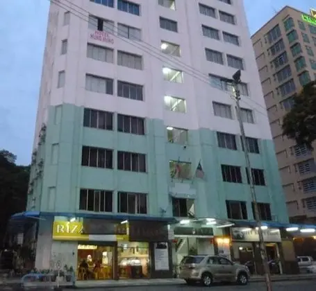 OYO 90686 Sianglory Inn