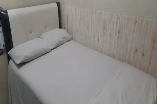 OYO 90706 Kost Alam Jaya Syariah - Öne Çıkan Resim