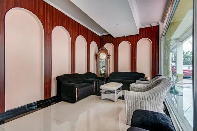 OYO 90857 Baaraka Syariah Hotel - Lobi