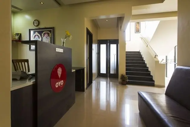 OYO 9088 Hotel Bhagyashree Executive - Lobi