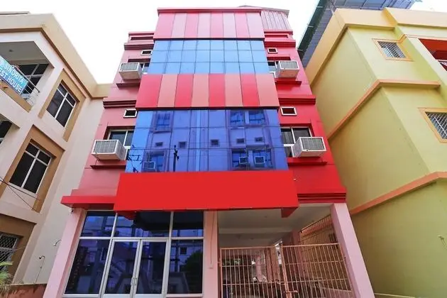 OYO 9090 Hotel Royal Annex