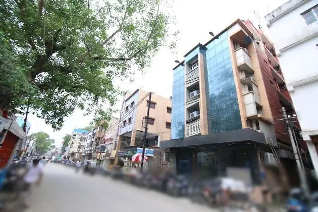 OYO 9095 Hotel Kanishka