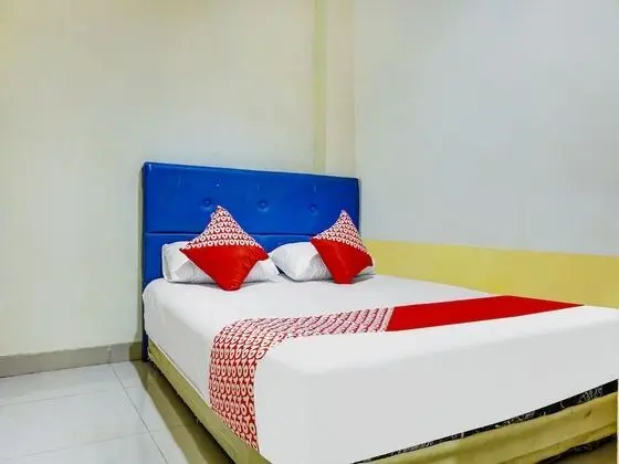 OYO 91182 Kos'ta Homestay Makassar