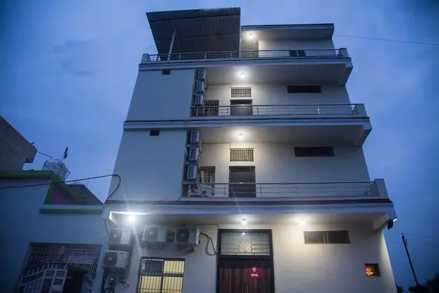 OYO 9123 Baghban Residency