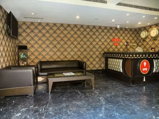 OYO 914 Hotel Casa Luxurio - Lobi