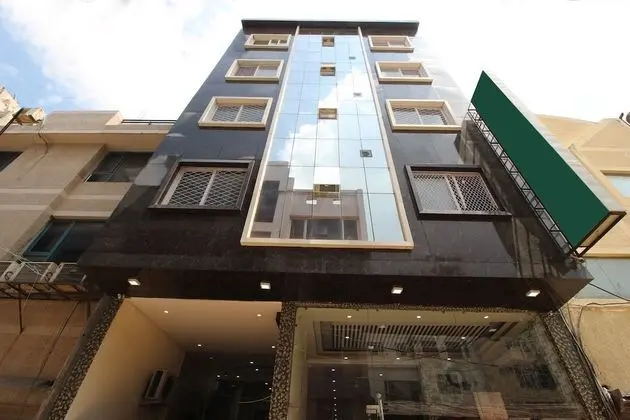 OYO 9146 Hotel HSP