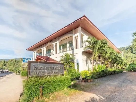 OYO 918 Kachapol hotel - Dış Mekan