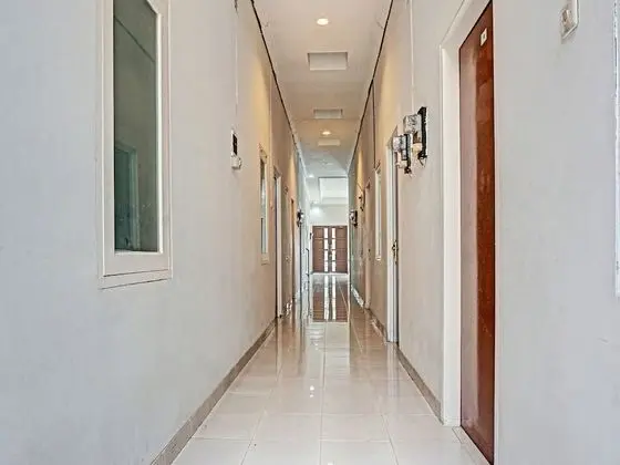 OYO 91849 Karawaci Taman Permata 5 - İç Mekan