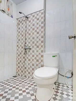 OYO 91921 Homestay Keluarga Syariah - Banyo Tipleri