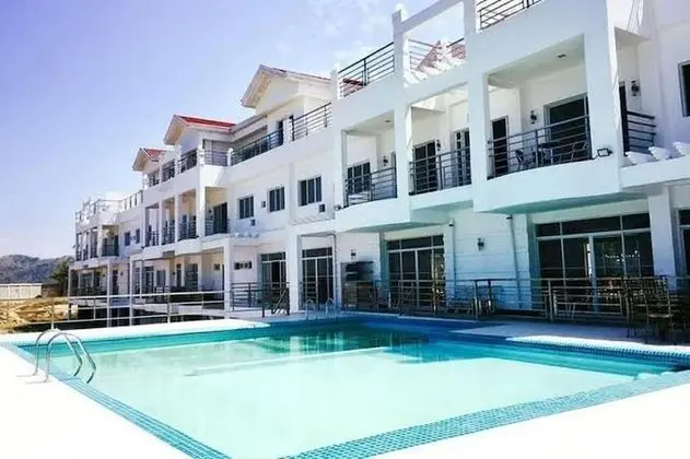 OYO 921 Sorrento Hotel And Resort - Havuz