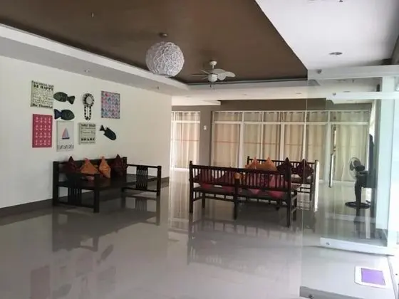 OYO 921 Sorrento Hotel And Resort - Lobi