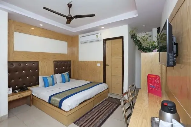 OYO 9233 Hotel Cottage Lord krishna - Banyo Tipleri