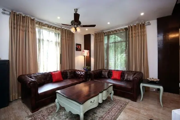 OYO 9308 Home Valley View 2 BHK Villa Near Kasauli - İç Mekan