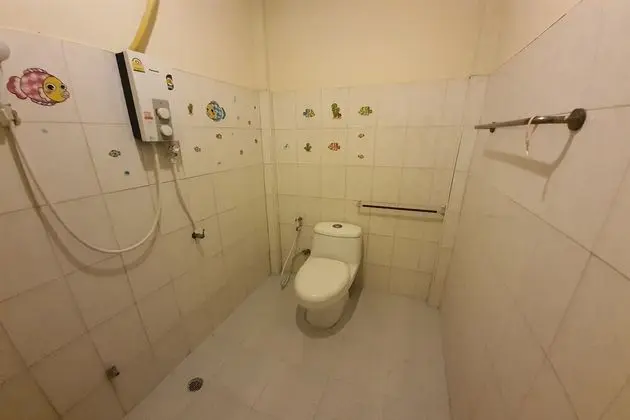 OYO 932 Baan Cha-am Country View Resort - Banyo Tipleri