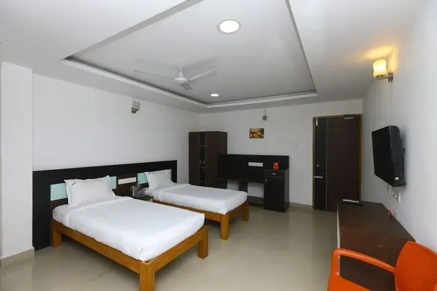 OYO 9373 Pondy Bazaar