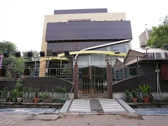 OYO 9377 Prakash Continental