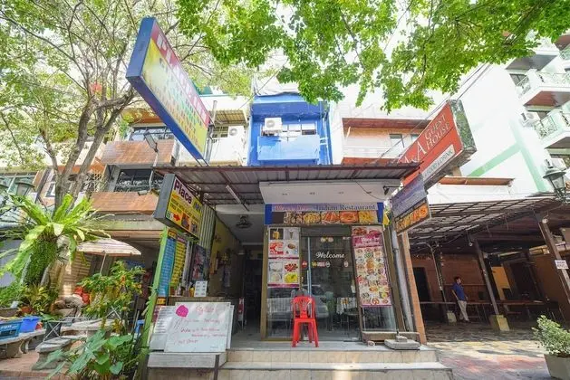 OYO 938 Place Inn