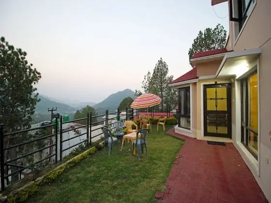 OYO 9399 Home Valley View 2BHK Villa Sattal