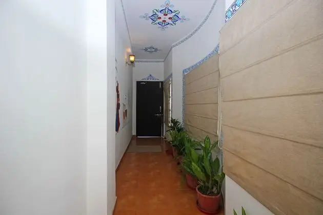 OYO 9403 Home Boutique Stay near Udaivilas - İç Mekan