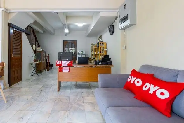OYO 941 Chom's House at Sapanmai - Lobi
