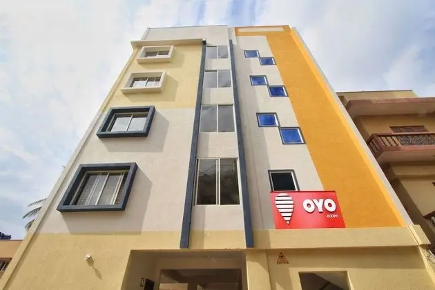 OYO 9419 Manu Residency - Dış Mekan