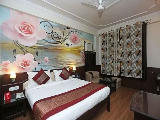 OYO 9537 Hotel Park Grace