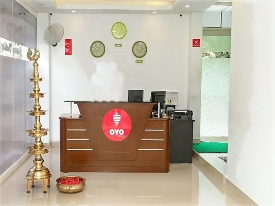 OYO 9557 near KIMS Hospital - Lobi
