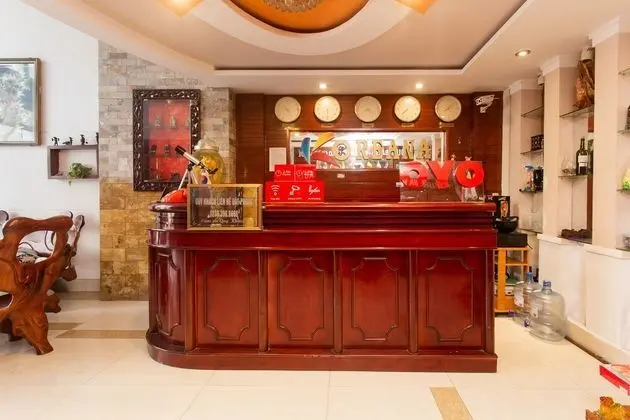 OYO 956 Hung Thinh Koreana Hotel - Lobi