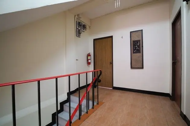 OYO 963 Sunshine Guesthouse - İç Mekan