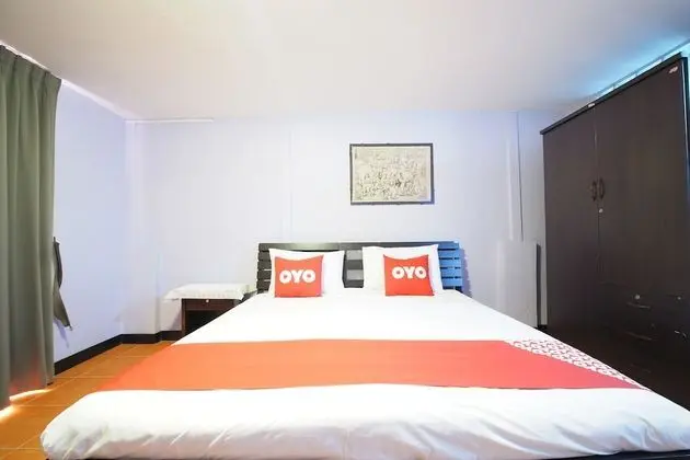 OYO 963 Sunshine Guesthouse - Oda