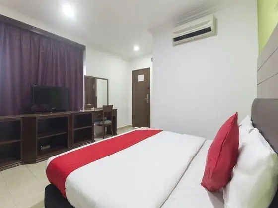 OYO 964 Venice Fajar Hotel - Oda